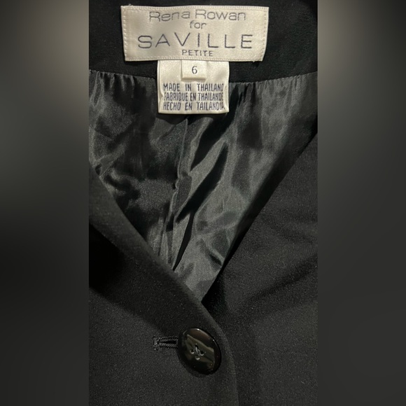 Super cute, Saville petite blazer - Picture 5 of 5